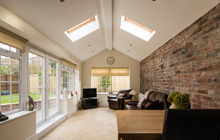 Yelling single storey extension leads